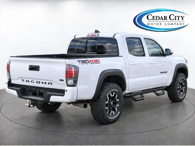 Used 2020 Toyota Tacoma TRD Off-Road w/ Technology Package AWD/4WD image 4
