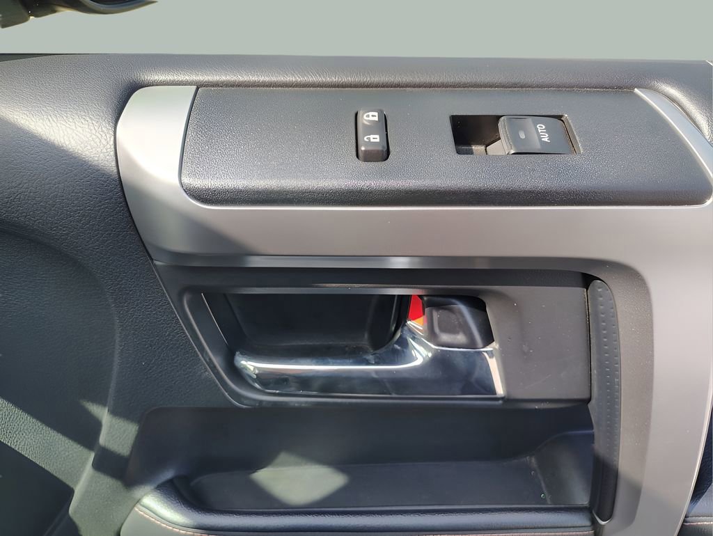 Used 2023 Toyota 4Runner Limited image 32