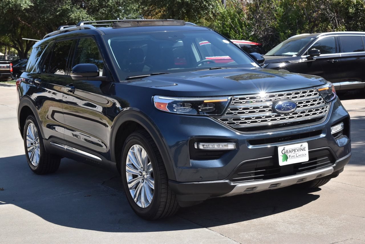 Certified 2024 Ford Explorer Limited w/ Equipment Group 301A AWD/4WD image 4