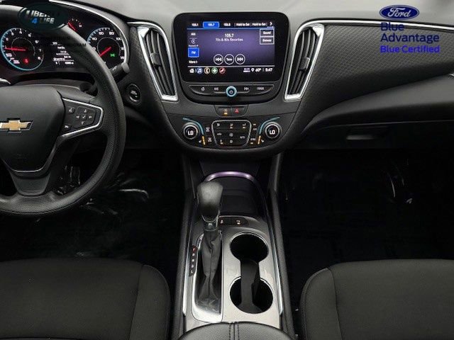 Used 2021 Chevrolet Malibu LT image 18