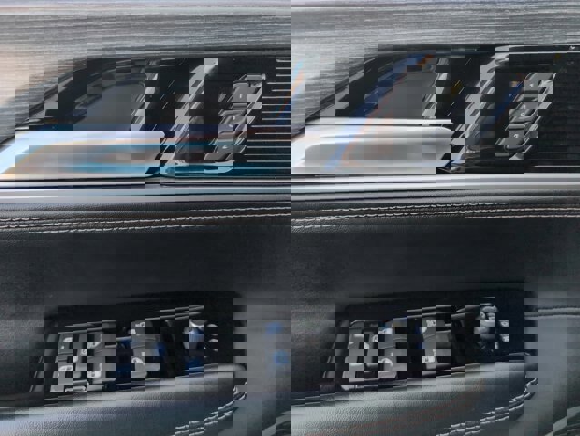 Used 2024 Jeep Wagoneer L Series II image 14