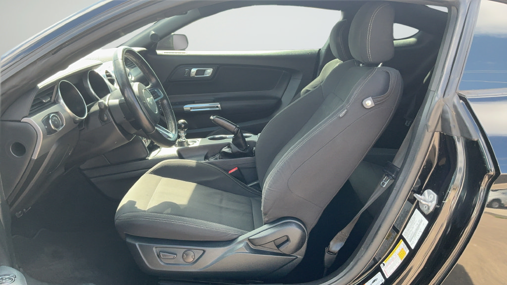 Certified 2020 Ford Mustang GT RWD image 15