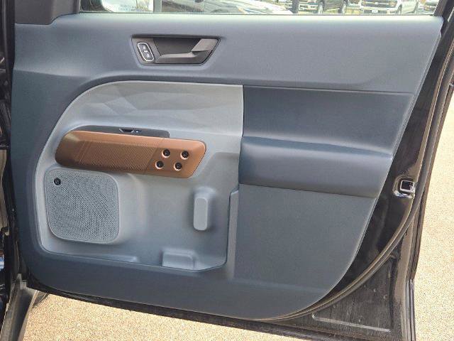 Certified 2024 Ford Maverick Lariat w/ 4K Tow Package image 9