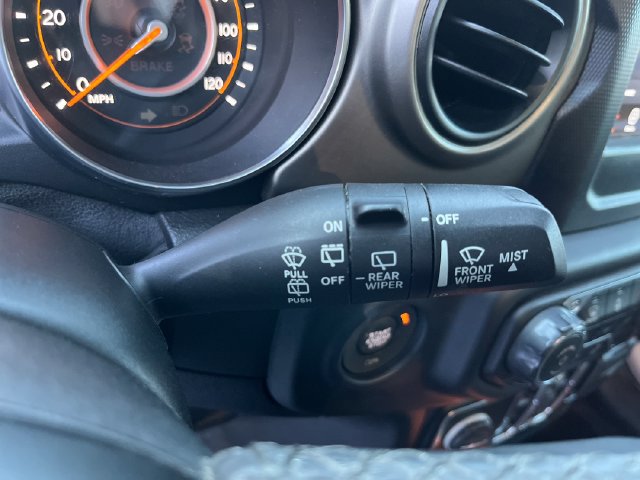 Used 2021 Jeep Wrangler Unlimited Sport AWD/4WD image 30