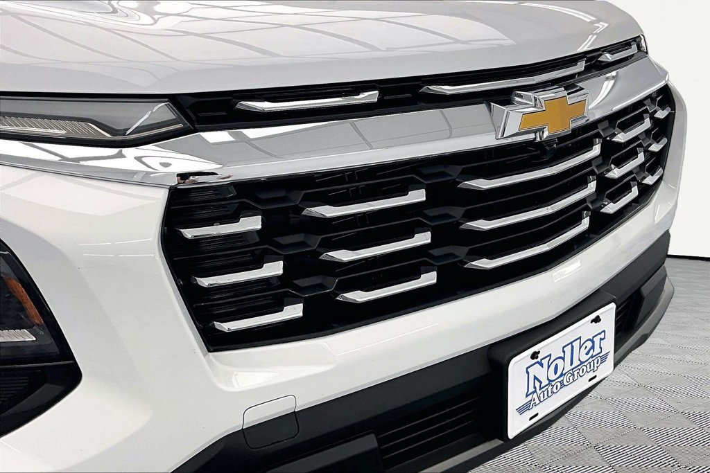 Used 2025 Chevrolet Equinox LT AWD/4WD image 28
