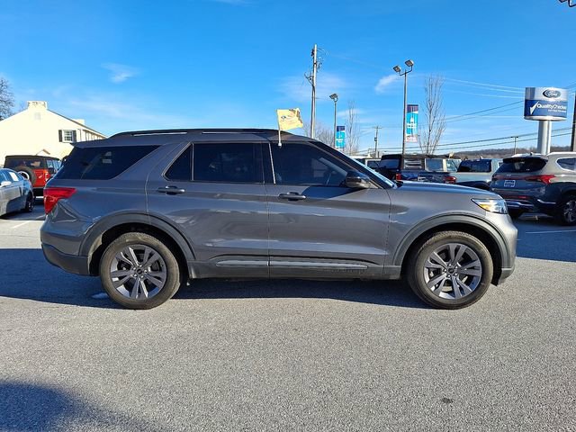 Certified 2022 Ford Explorer XLT w/ Equipment Group 202A image 13