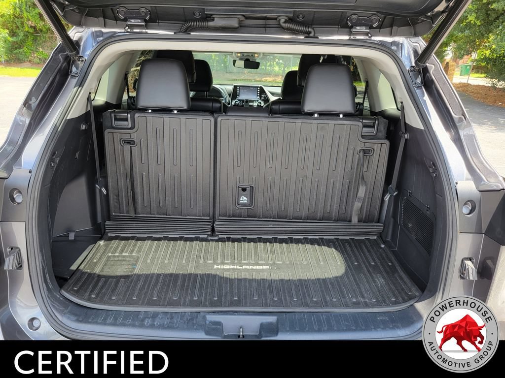 Used 2022 Toyota Highlander XLE FWD image 14