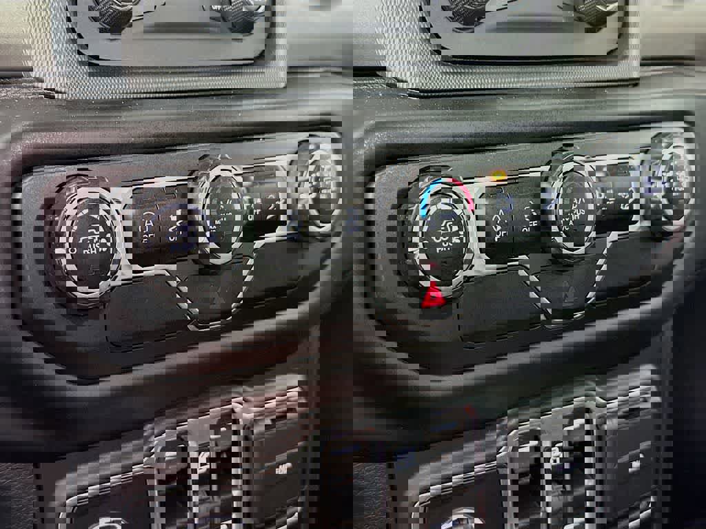 Used 2020 Jeep Wrangler Unlimited Sport image 21