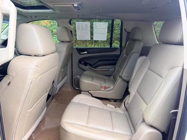 Used 2017 Chevrolet Suburban Premier AWD/4WD image 29