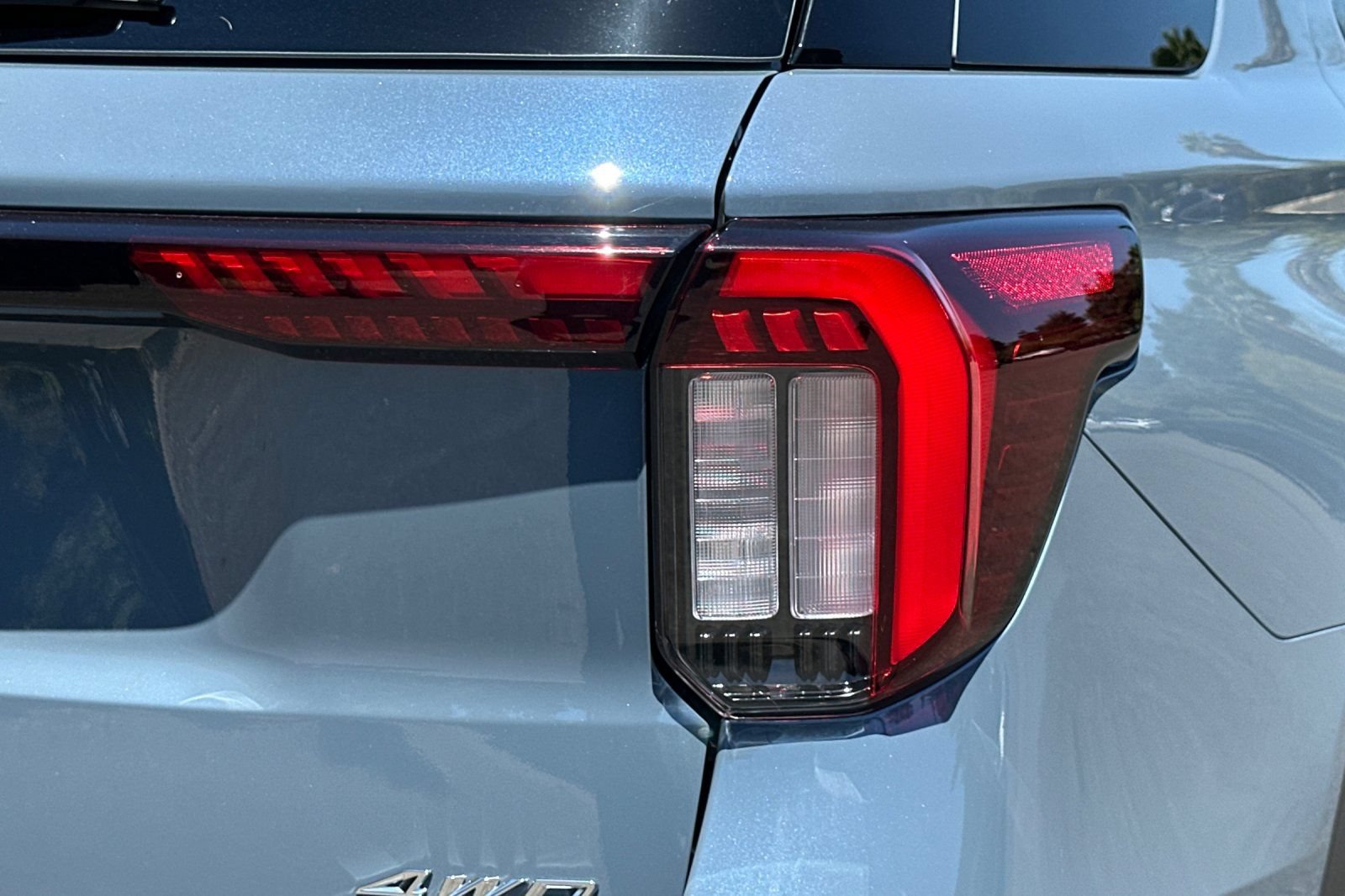Certified 2025 Ford Explorer ST-Line w/ Premium Package AWD/4WD image 48