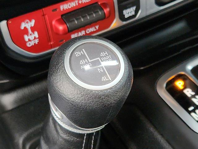 Used 2024 Jeep Wrangler Unlimited Rubicon 4xe AWD/4WD image 28