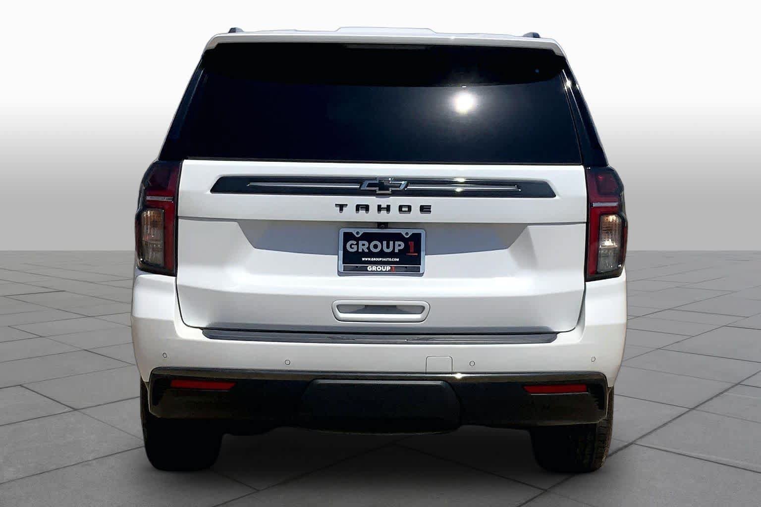 Used 2022 Chevrolet Tahoe Z71 w/ Luxury Package AWD/4WD image 5