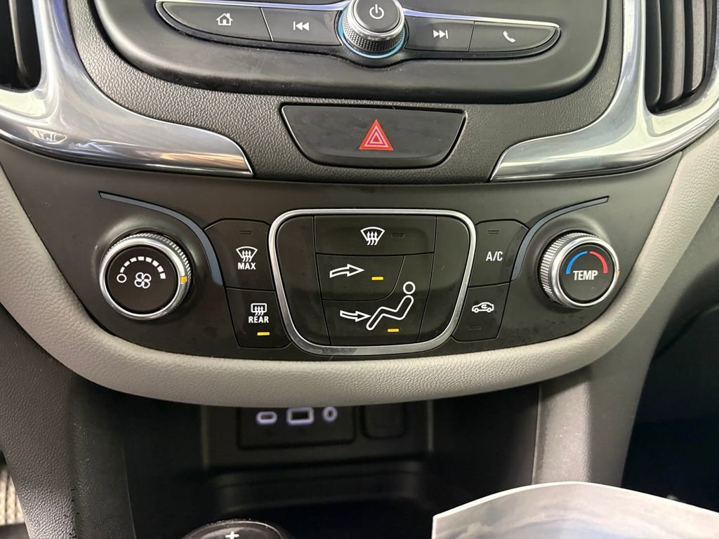 Used 2020 Chevrolet Equinox LS w/ LS Convenience Package image 20