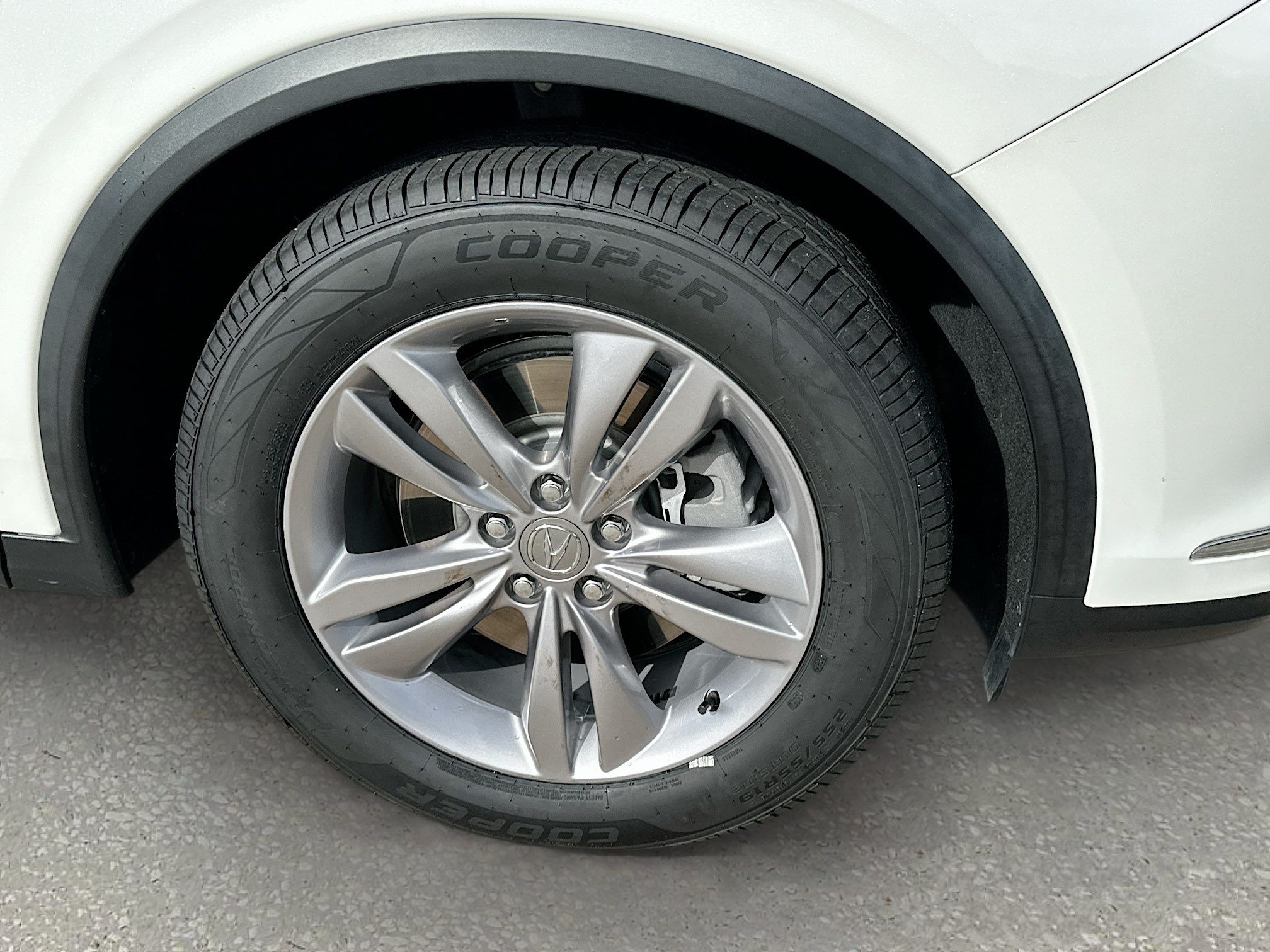 Used 2022 Acura MDX FWD image 32