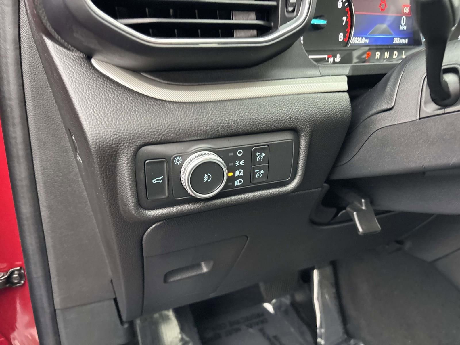 Certified 2022 Ford Explorer XLT w/ Equipment Group 202A image 16