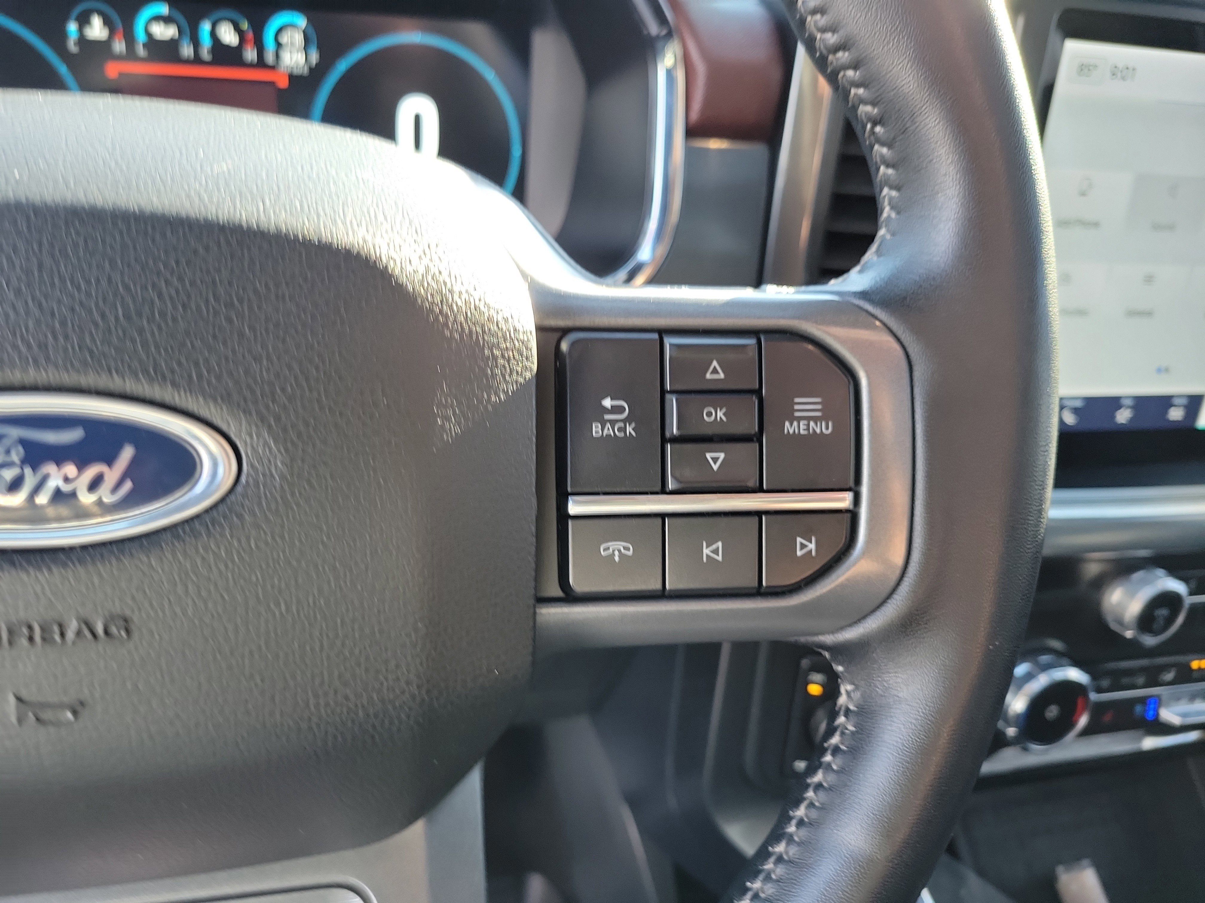 Certified 2022 Ford F150 Lariat w/ Max Trailer Tow Package image 8