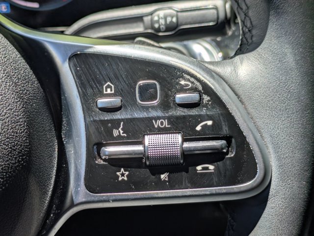 Used 2023 Mercedes-Benz GLB 250 image 18
