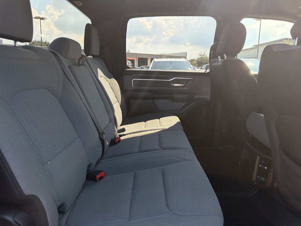 Used 2021 RAM 1500 Big Horn AWD/4WD image 10