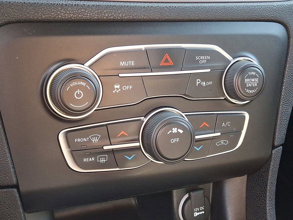 Used 2023 Dodge Charger SXT image 15