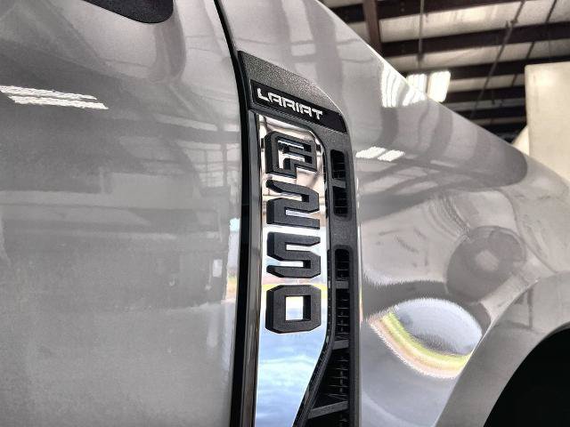 Certified 2025 Ford F250 Lariat w/ Tremor Off-Road Package AWD/4WD image 10
