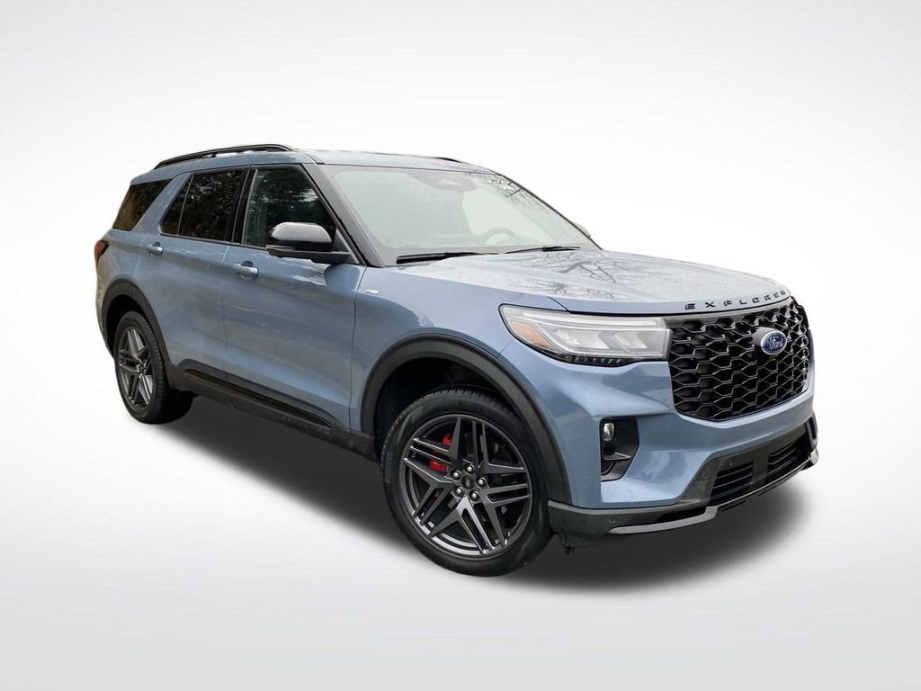 Certified 2025 Ford Explorer ST-Line w/ Premium Package image 58