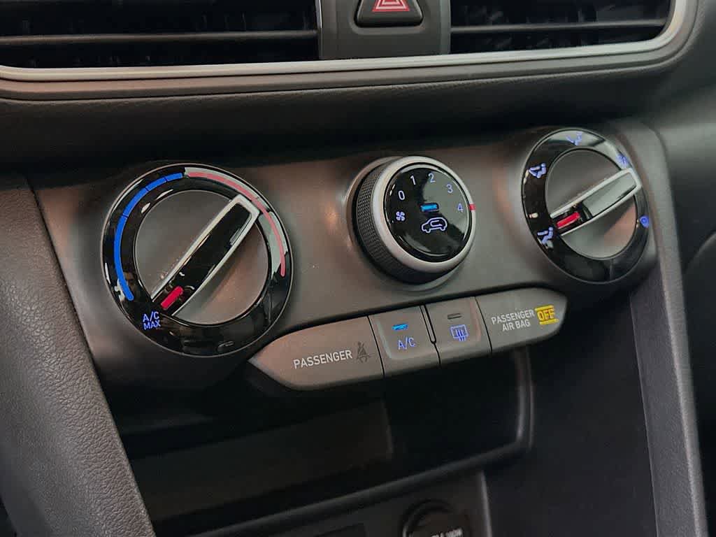 Used 2019 Hyundai Kona SEL FWD image 17
