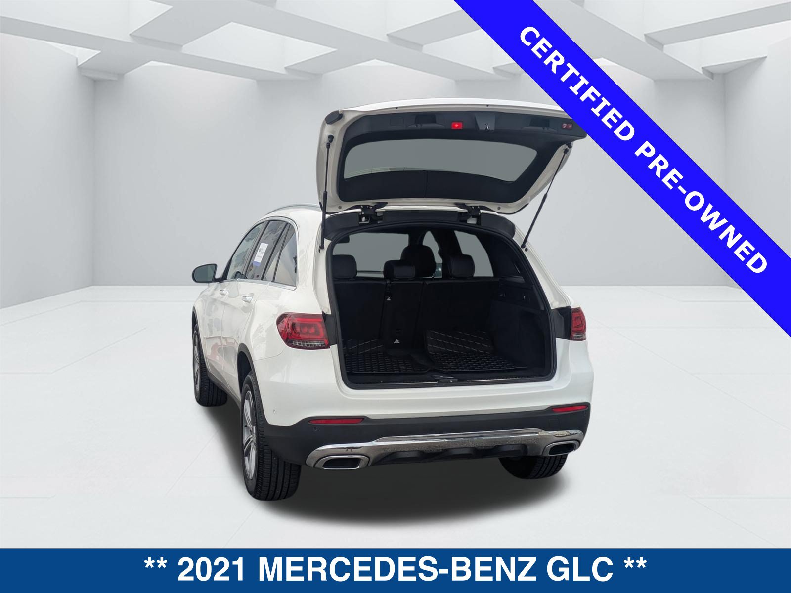 Used 2021 Mercedes-Benz GLC 300 4MATIC image 13