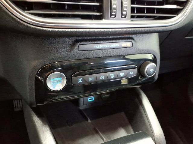 Certified 2023 Ford Escape Platinum AWD/4WD image 22