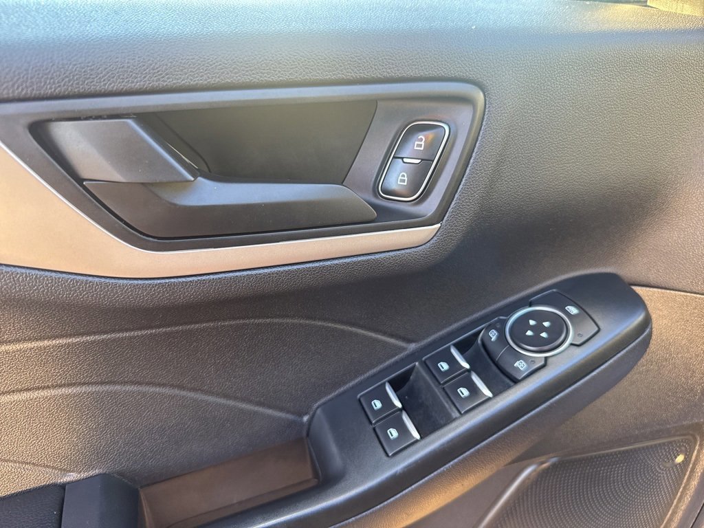 Certified 2022 Ford Escape SE w/ Convenience Package image 18