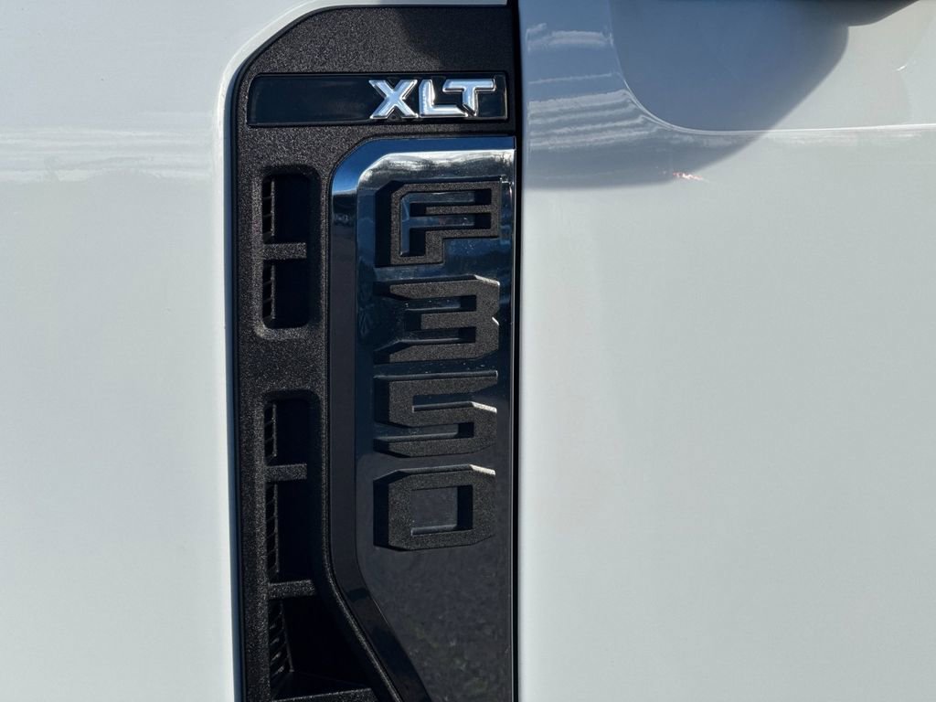 Certified 2024 Ford F350 XLT w/ FX4 Off-Road Package image 23