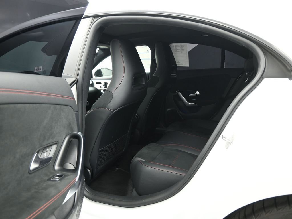 Used 2024 Mercedes-Benz CLA 250 image 45