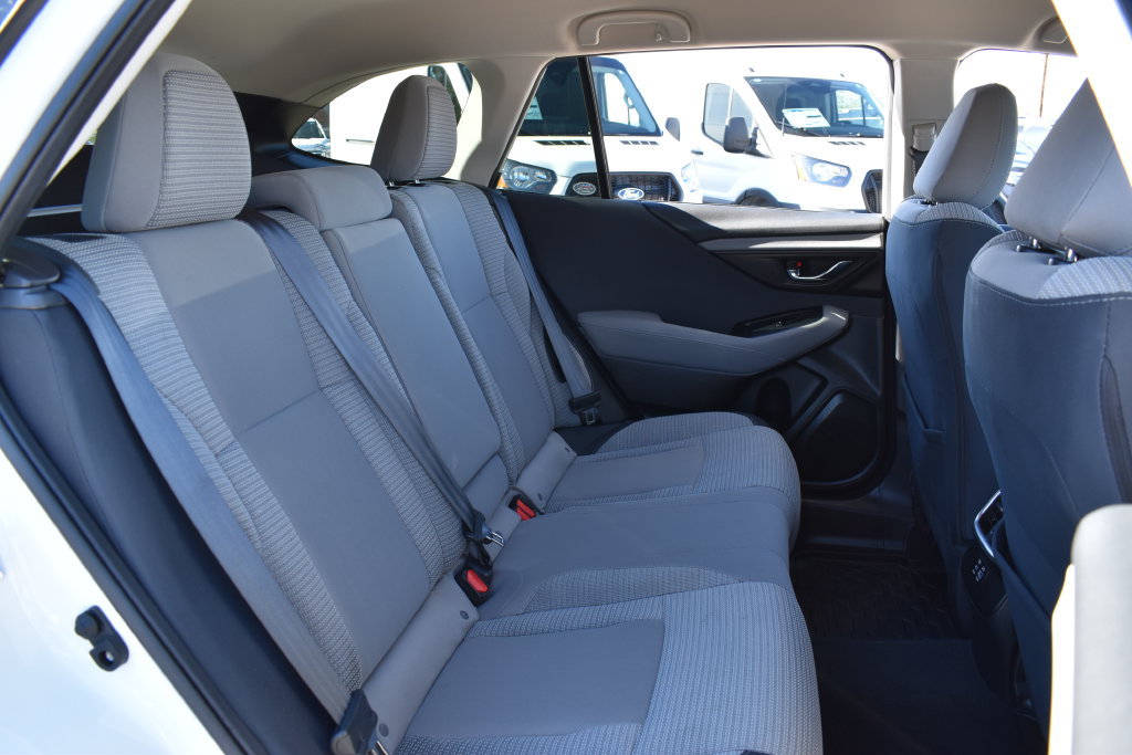 Used 2024 Subaru Outback Premium AWD/4WD image 30