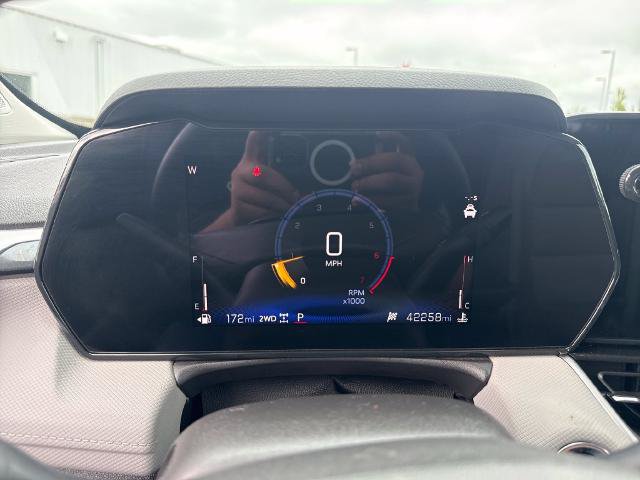 Used 2025 Chevrolet TrailBlazer LT AWD/4WD image 21
