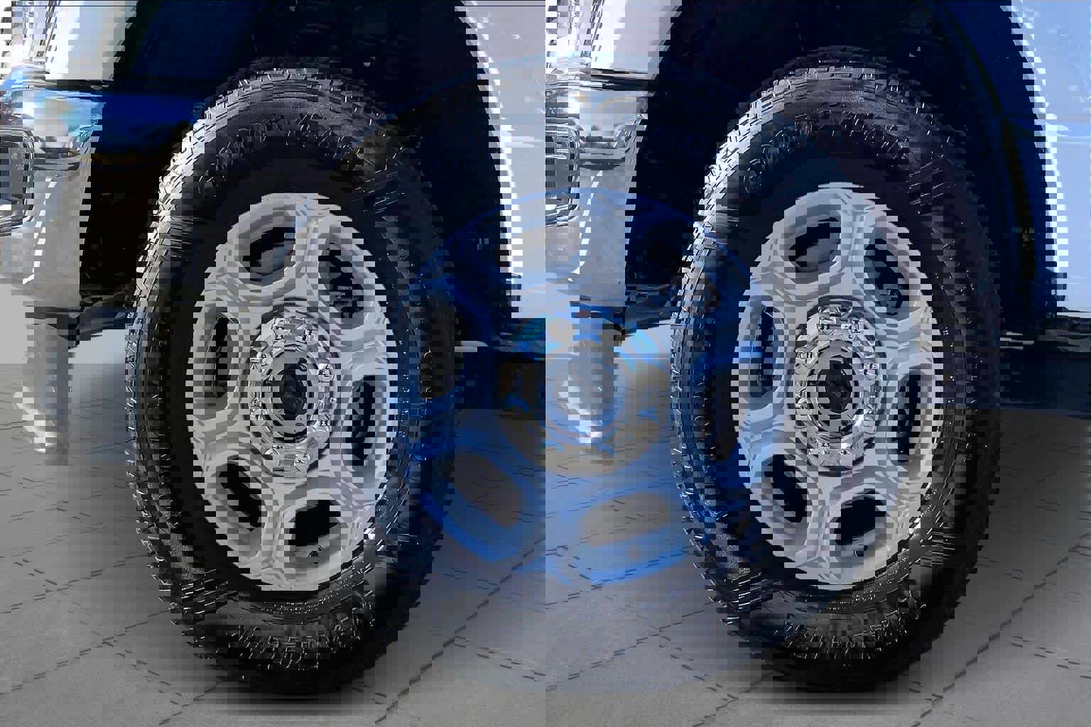 Certified 2025 Ford F250 XLT image 13