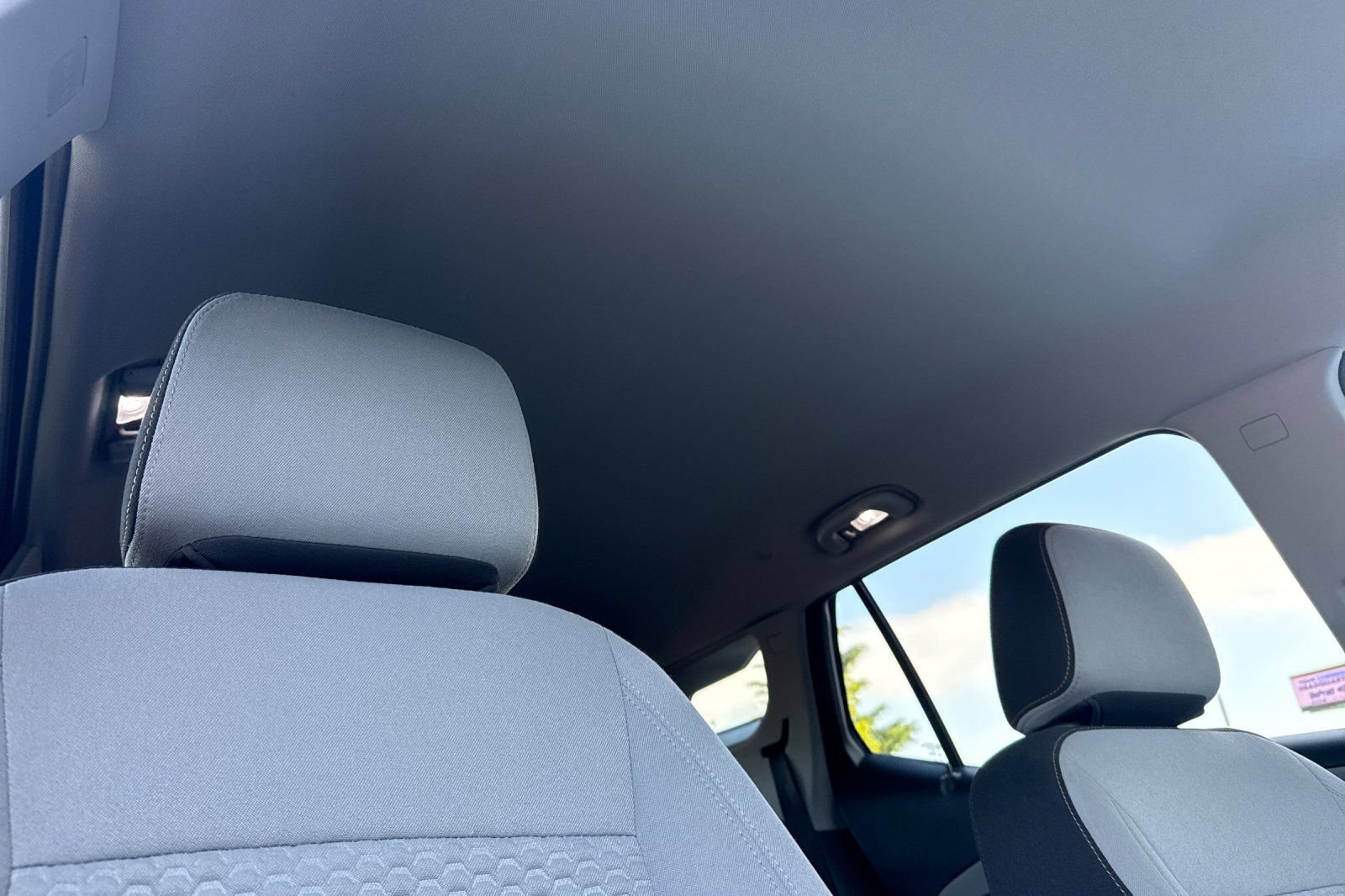 Used 2018 GMC Terrain SLE FWD image 18
