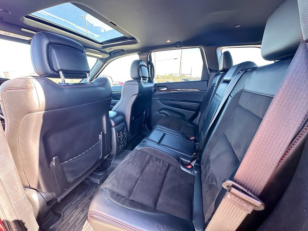 Used 2021 Jeep Grand Cherokee Trailhawk w/ Premium Lighting Group image 8