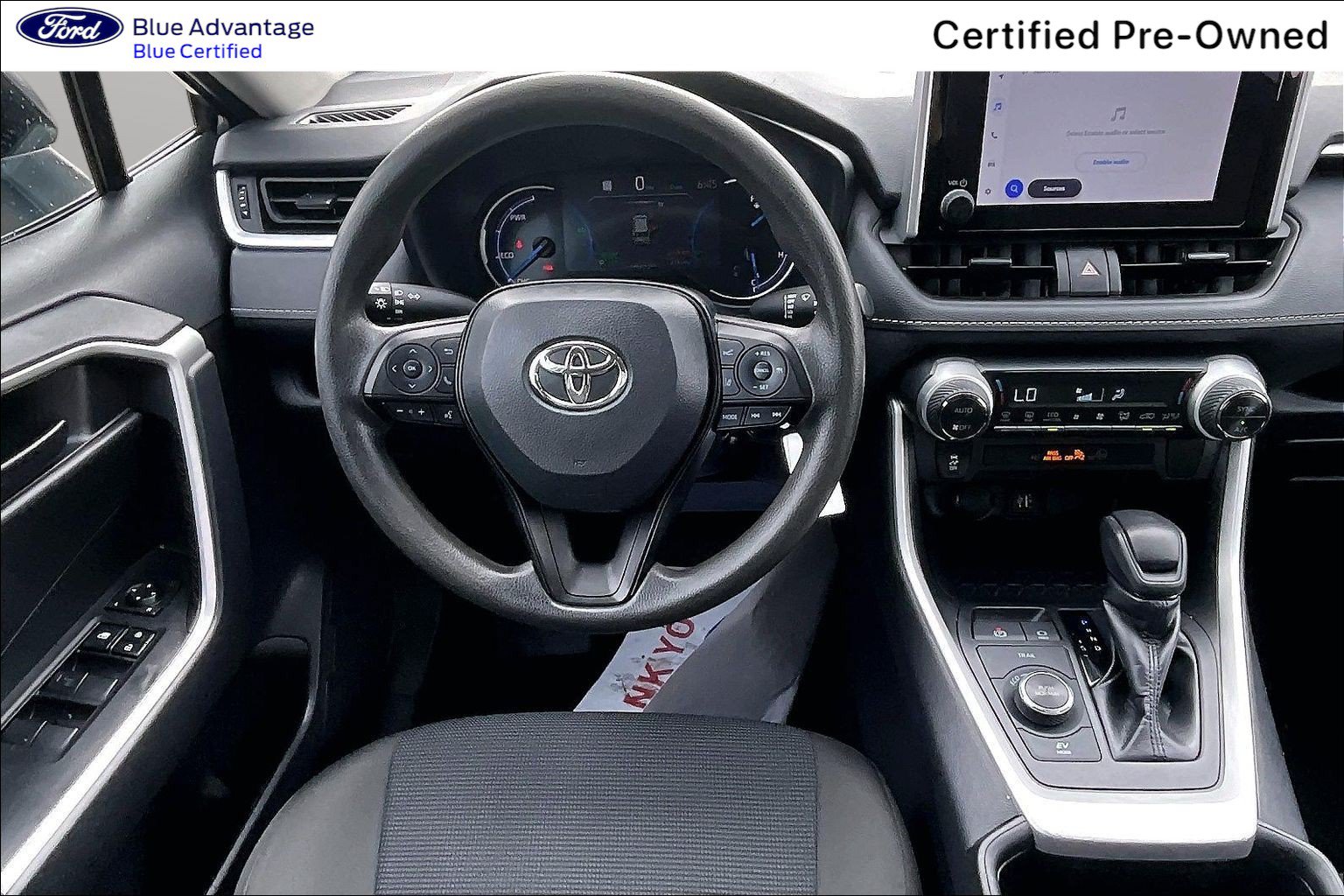 Used 2024 Toyota RAV4 LE AWD/4WD image 5