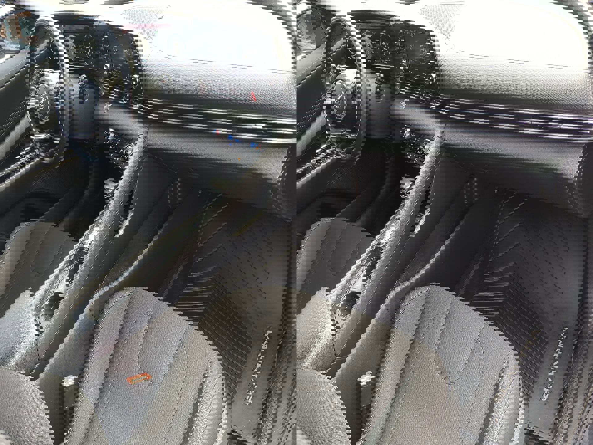 Used 2021 Hyundai Elantra SEL w/ Convenience Package image 39