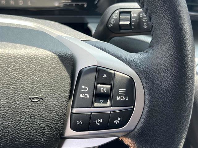 Certified 2022 Ford Explorer XLT w/ Equipment Group 202A image 32