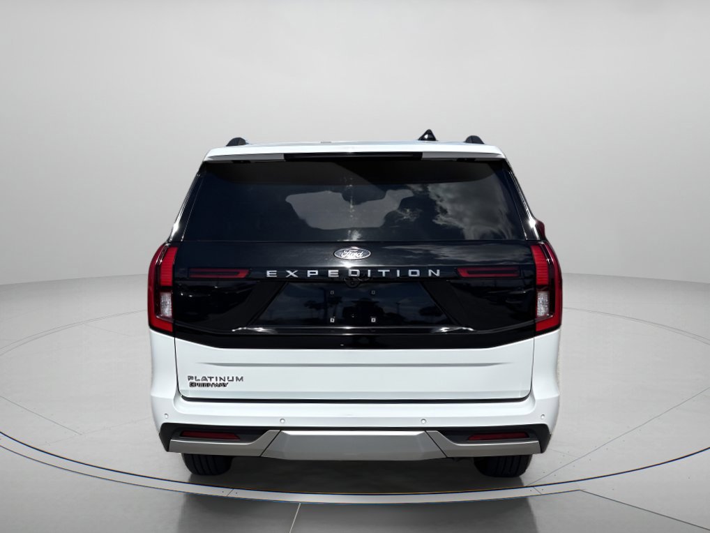 Certified 2025 Ford Expedition Platinum AWD/4WD image 3
