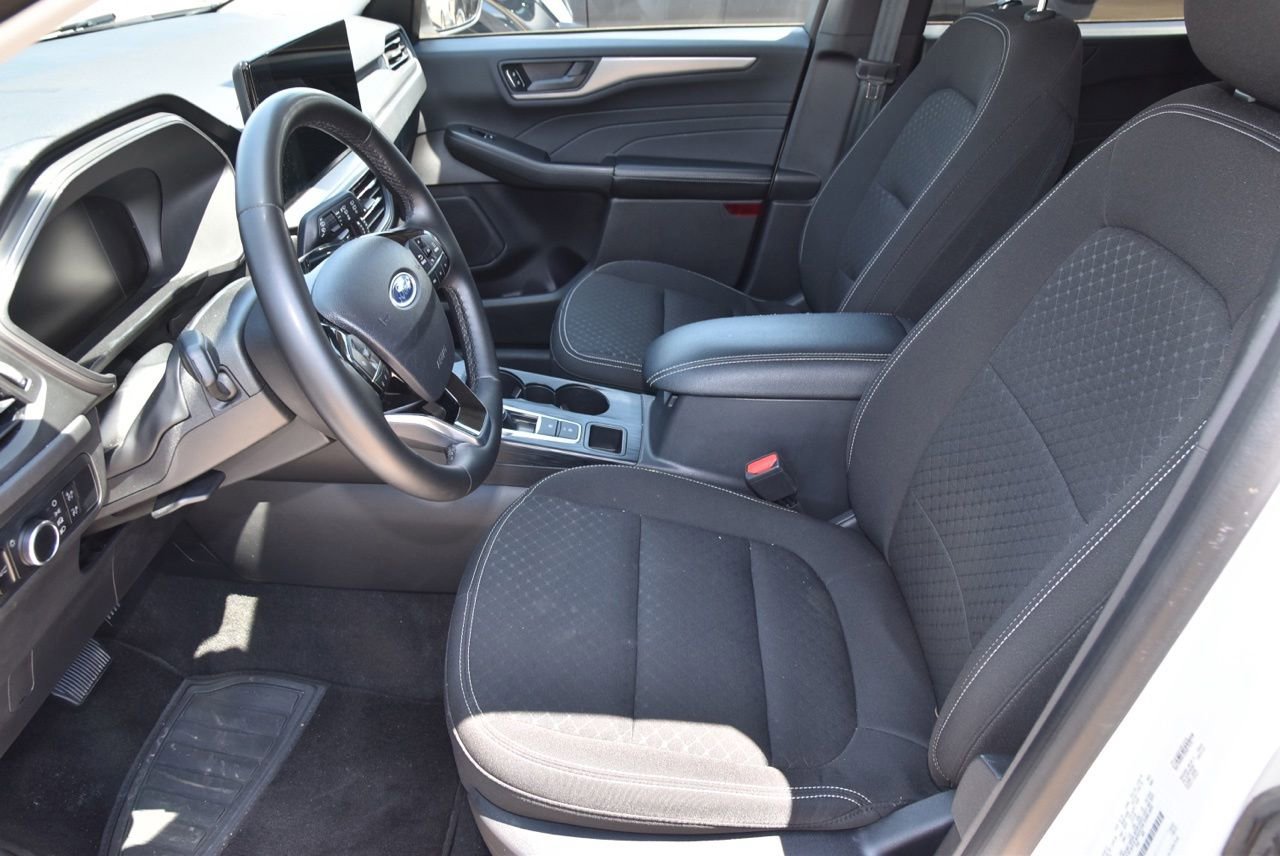 Certified 2024 Ford Escape Active w/ Tech Pack #1 AWD/4WD image 9