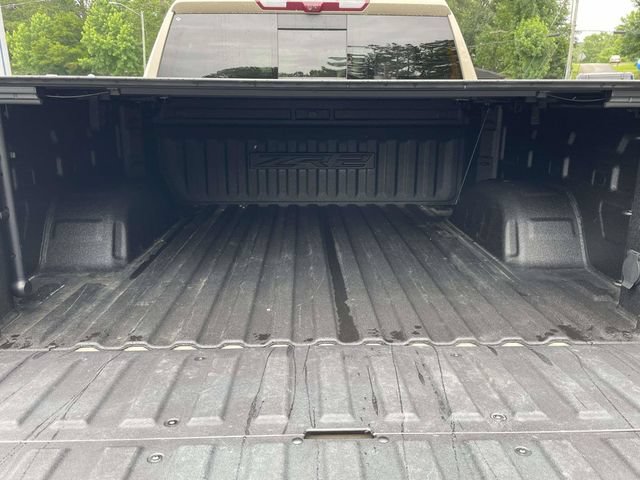 Used 2022 Chevrolet Silverado 1500 ZR2 w/ Technology Package AWD/4WD image 24