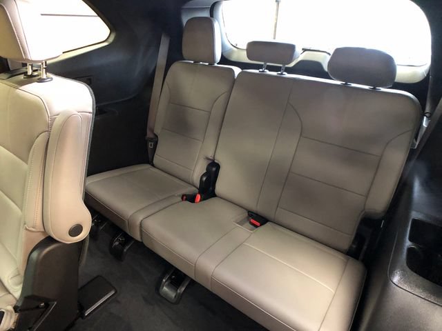 Used 2024 GMC Acadia Elevation FWD image 19