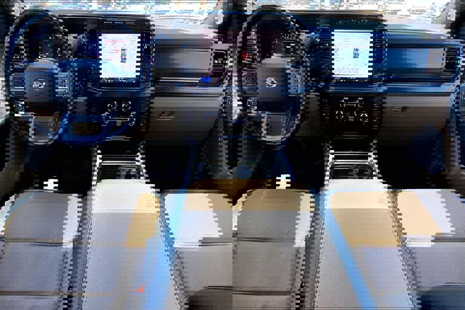 Certified 2023 Ford F250 Lariat w/ Lariat Ultimate Package image 16