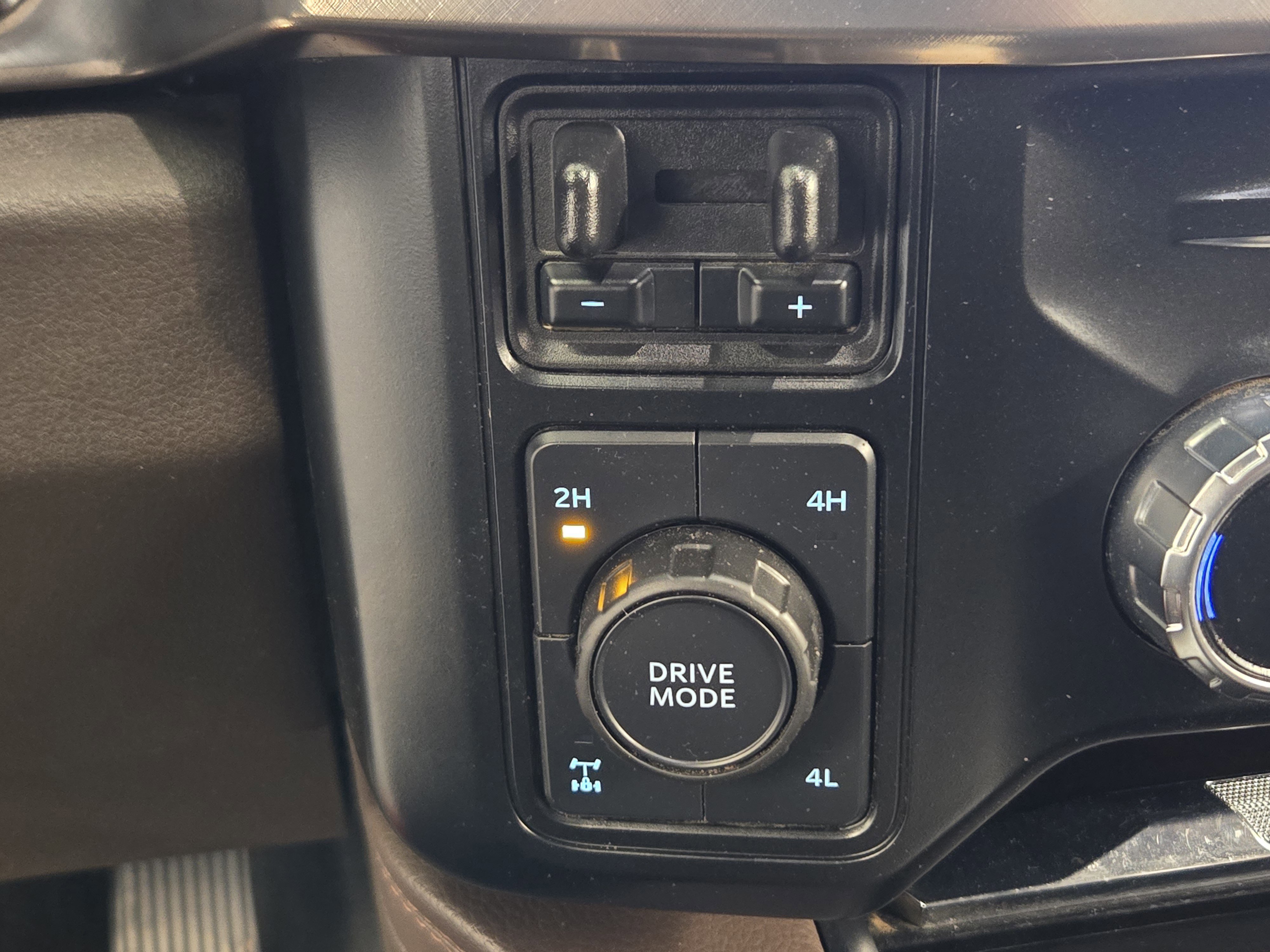 Certified 2024 Ford F250 King Ranch image 20