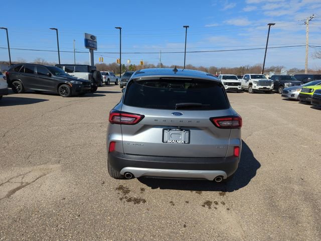 Certified 2024 Ford Escape Active AWD/4WD image 4