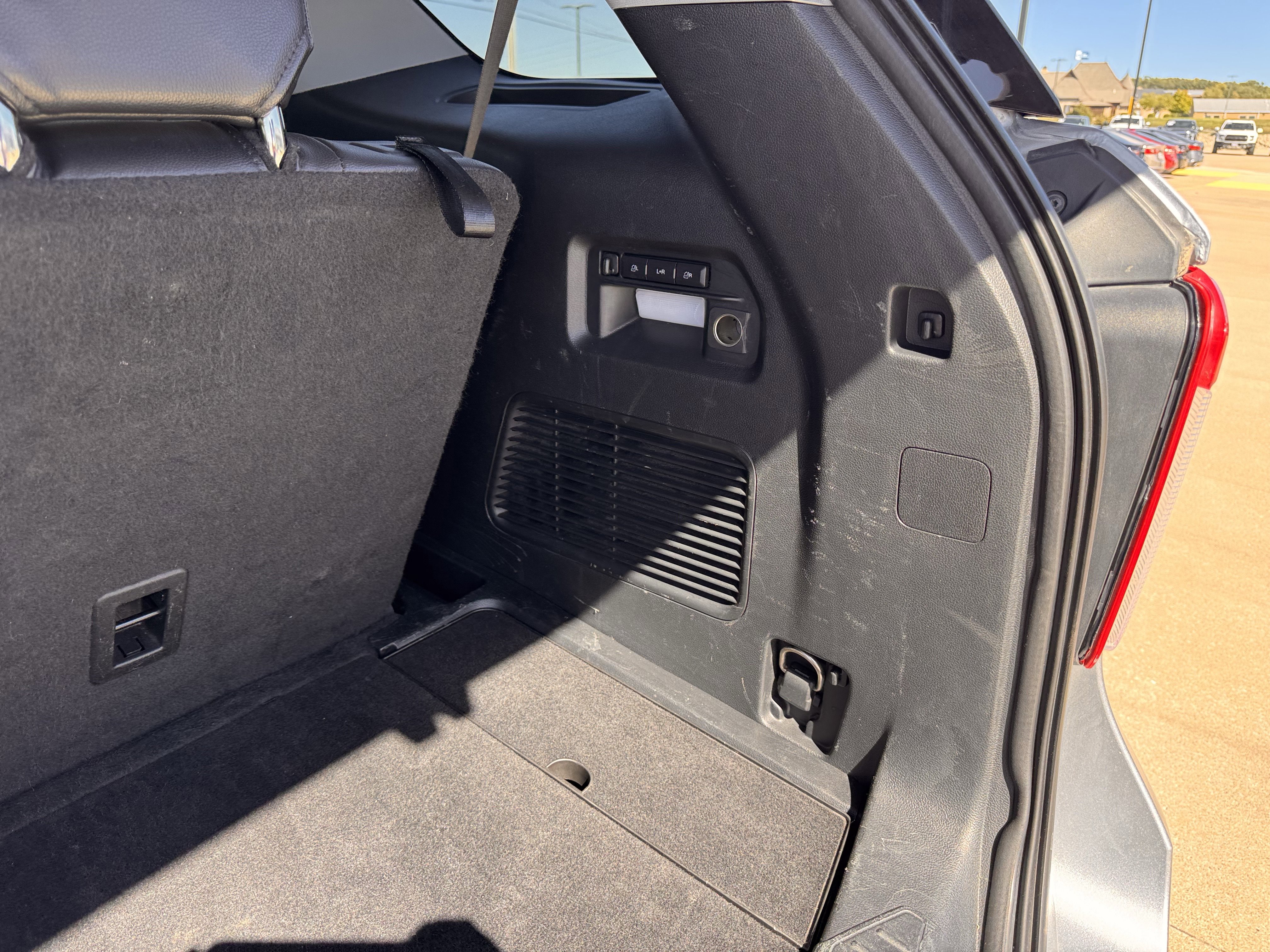 Certified 2022 Ford Explorer Limited w/ Equipment Group 301A image 41