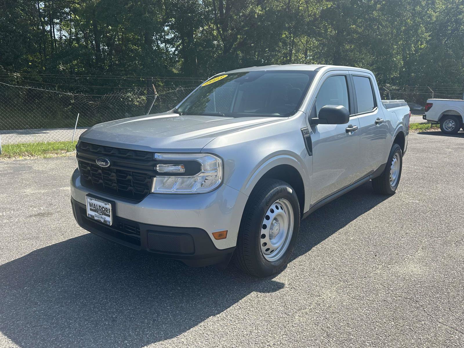 Certified 2023 Ford Maverick XL FWD image 3