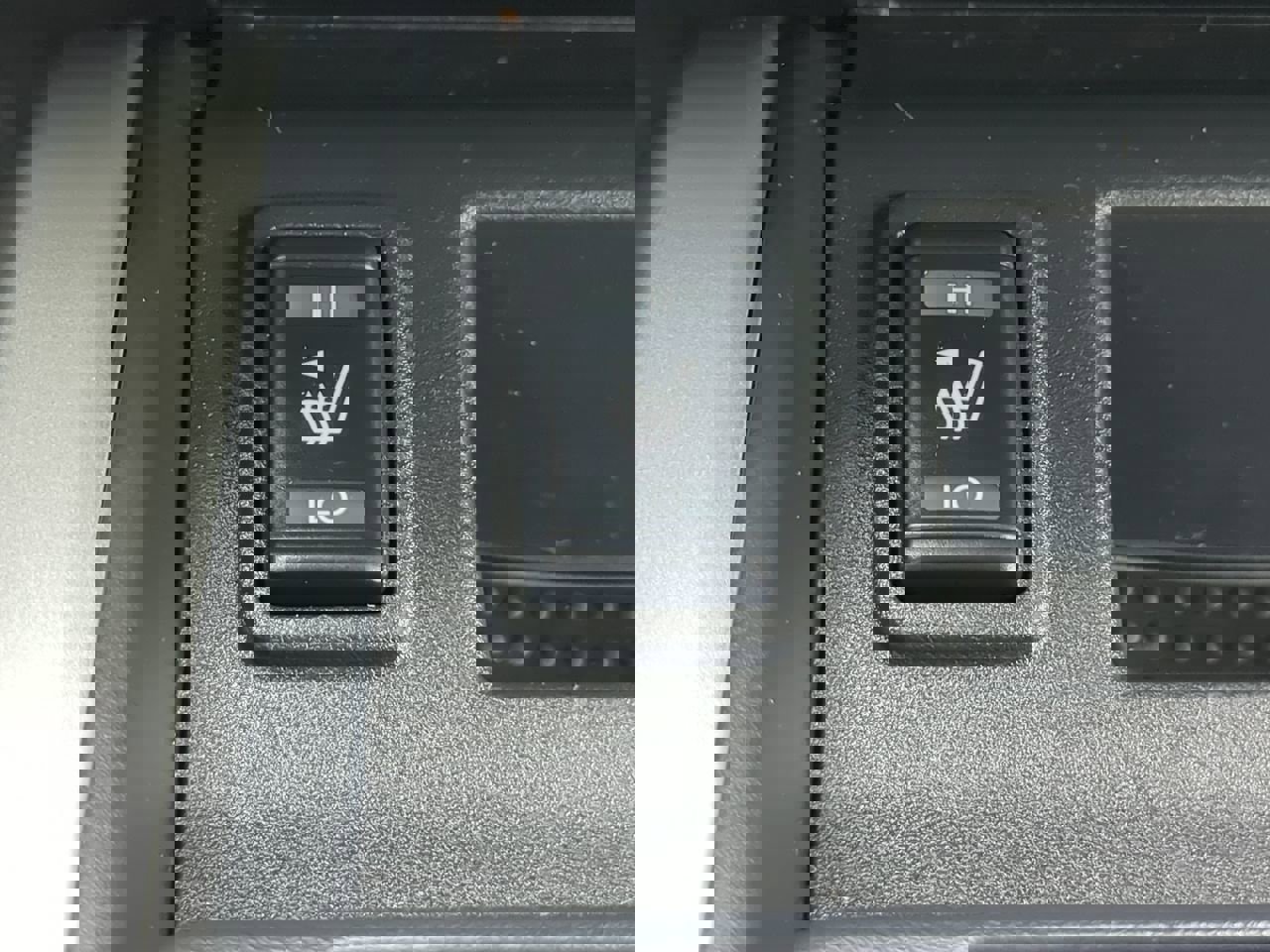 Used 2021 Nissan Titan SV w/ SV Convenience Package image 21