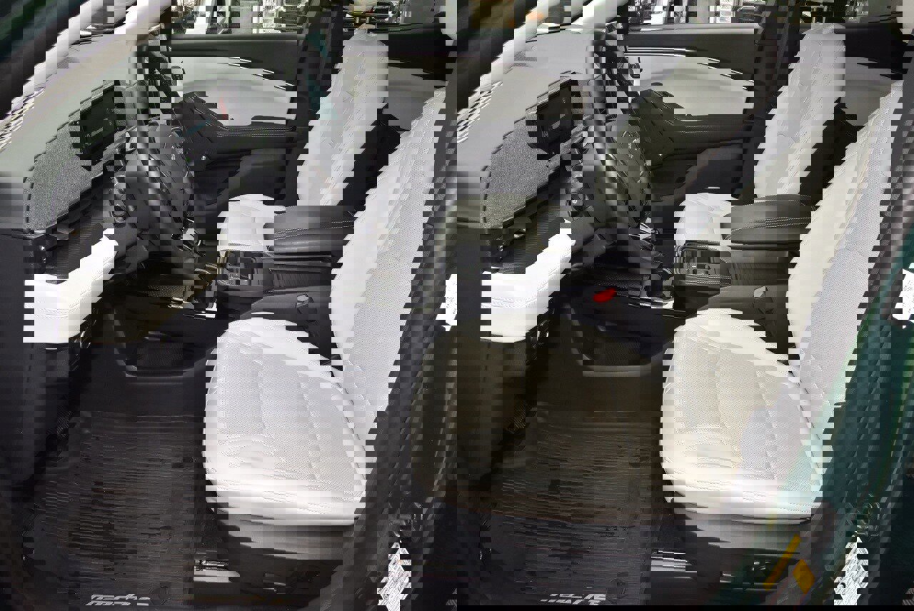 Certified 2025 Ford Mustang Mach-E Premium image 14